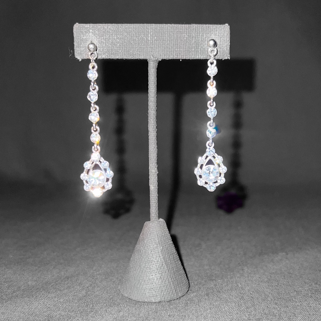 Clear Line Earrings With Bottom Droplet
